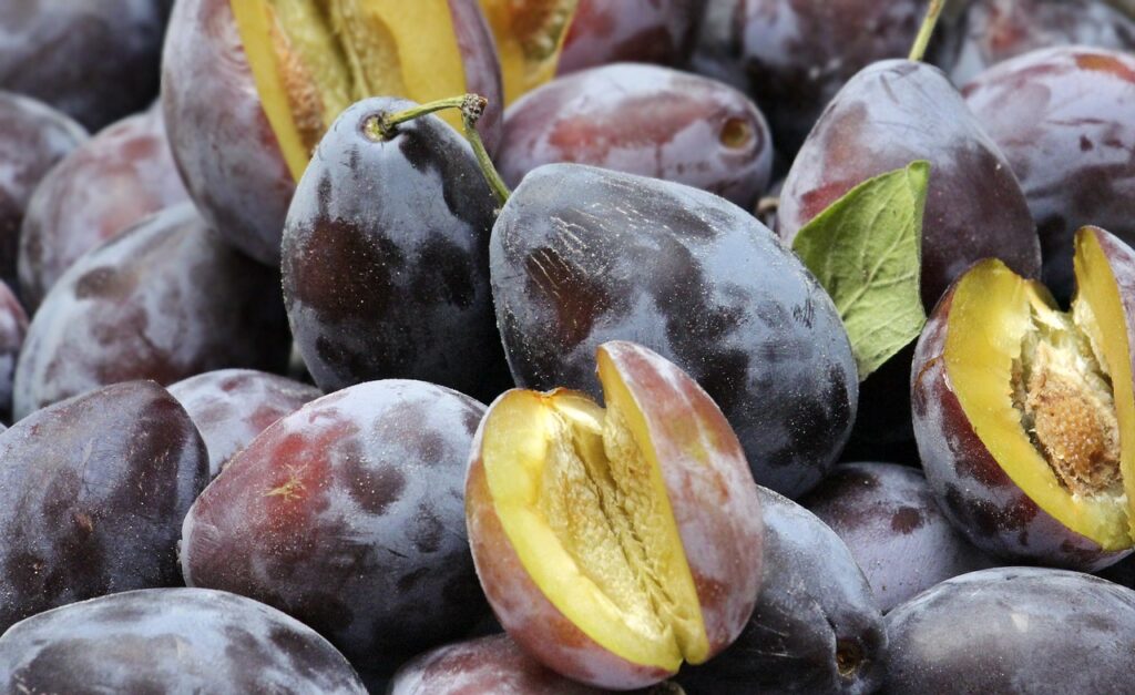 Plums On Keto